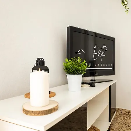 Enjoy2rent Apartamento Charcones En Pueblo Appartement *